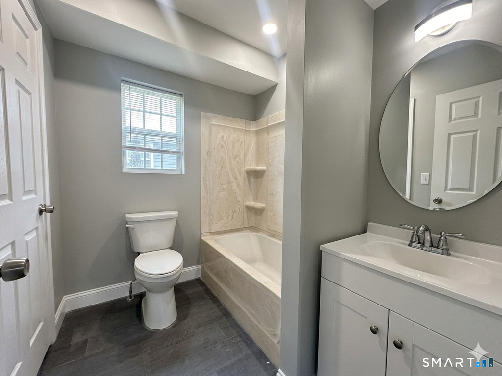 105 Churchill Street - Photo 10