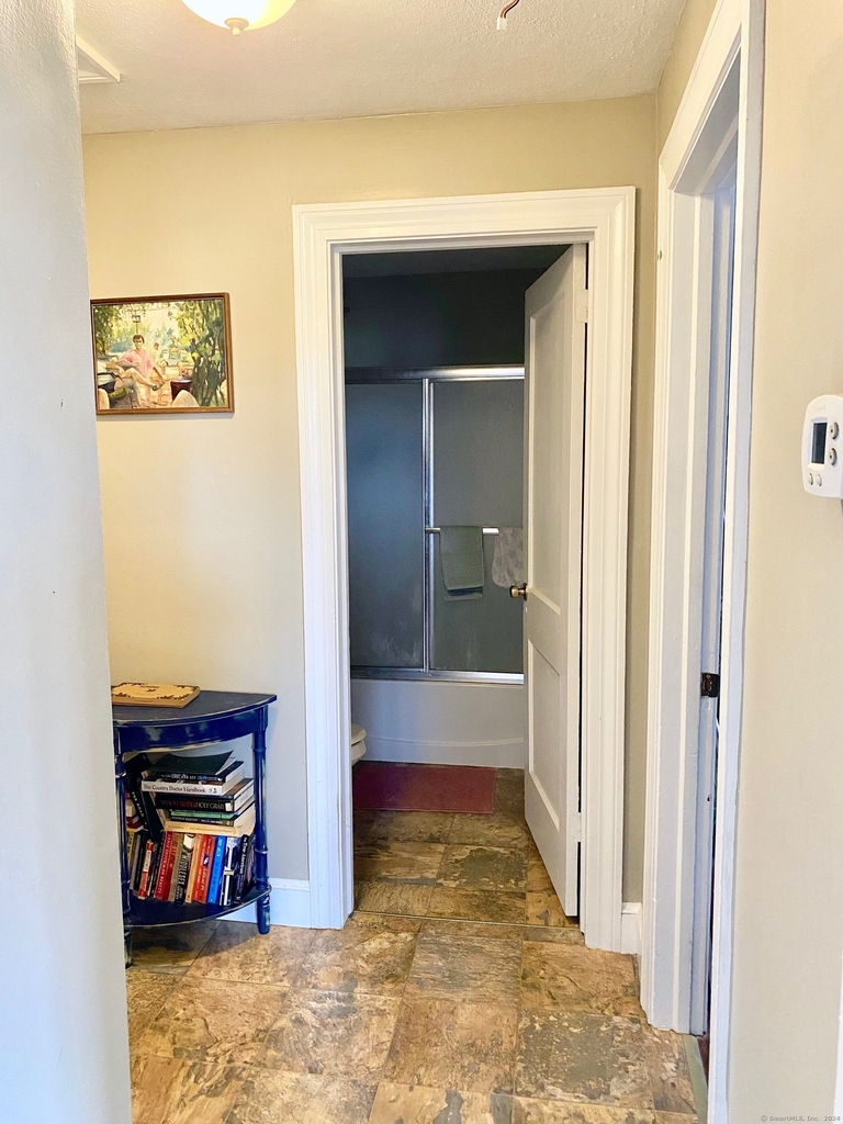 46 Faneuil Street - Photo 5