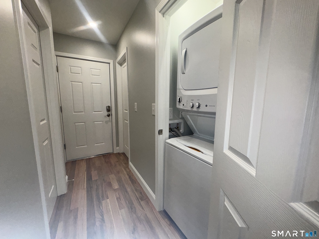 105 Churchill Street - Photo 8