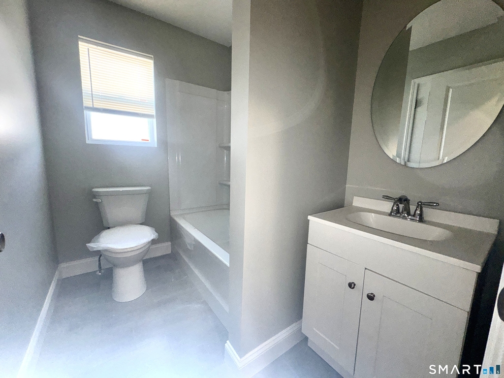 105 Churchill Street - Photo 7