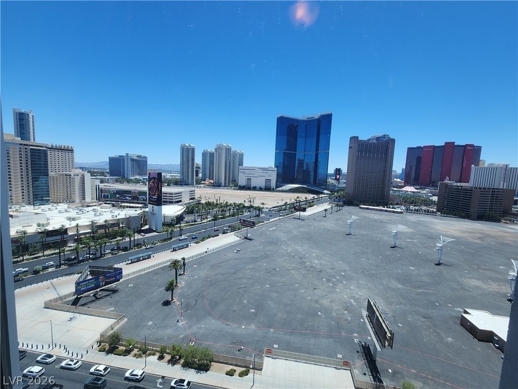 200 W Sahara Avenue - Photo 14