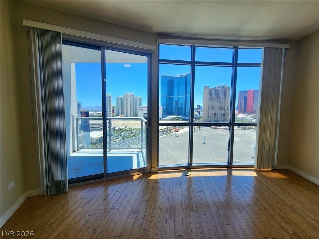 200 W Sahara Avenue - Photo 7