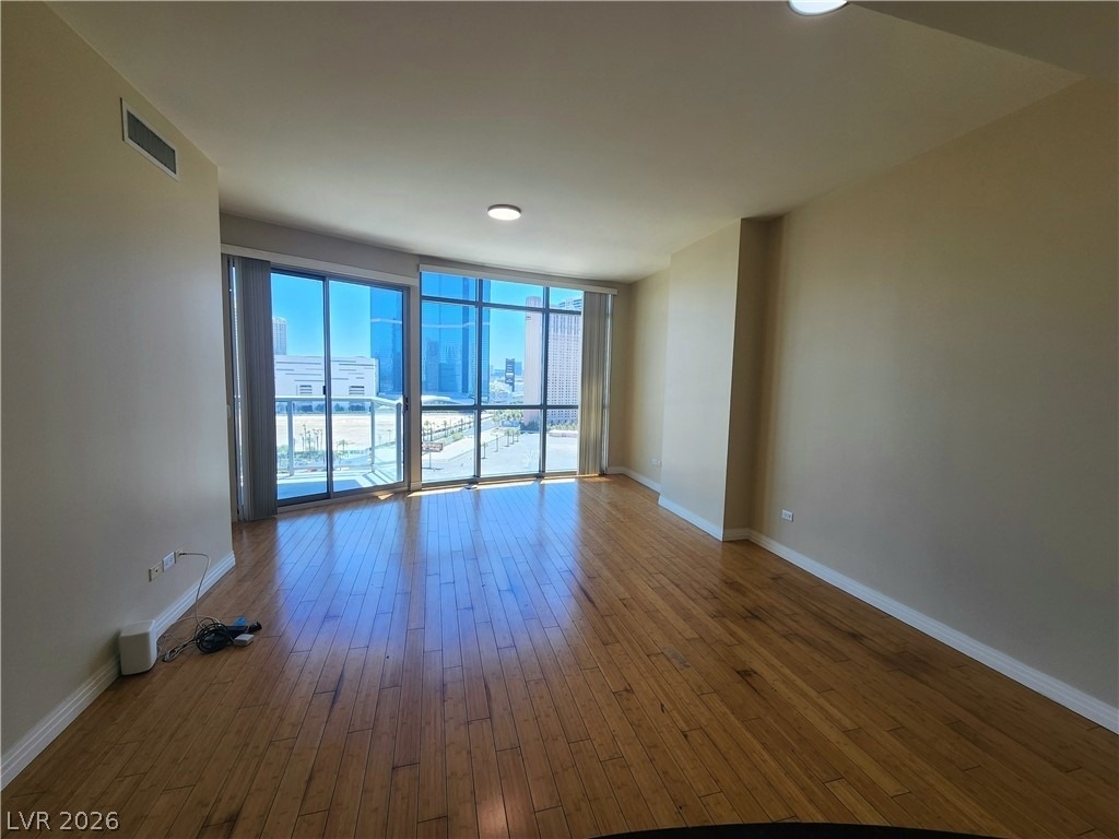 200 W Sahara Avenue - Photo 11