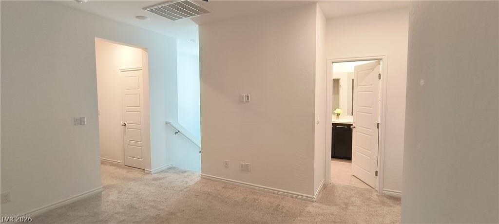 600 N Carriage Hill Drive - Photo 8
