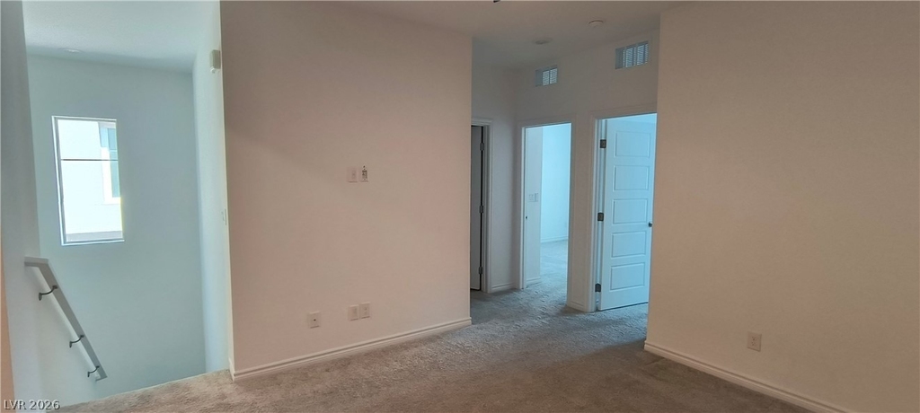600 N Carriage Hill Drive - Photo 5