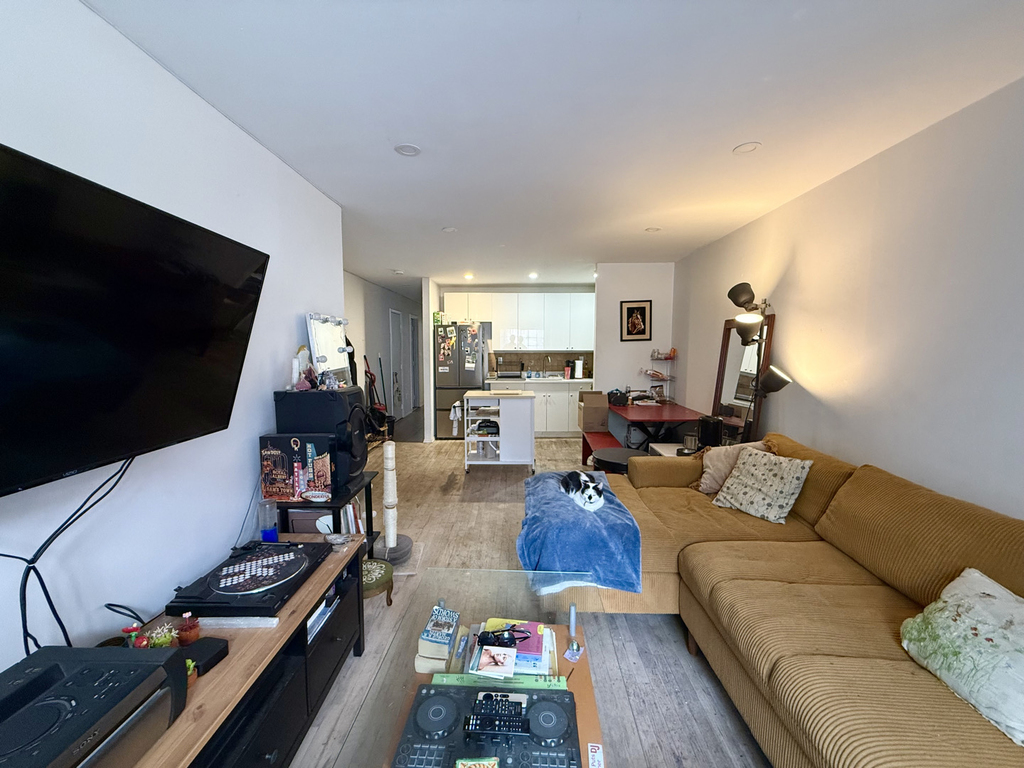 296 Tompkins Place - Photo 13