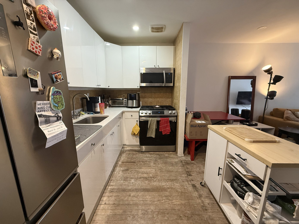 296 Tompkins Place - Photo 14