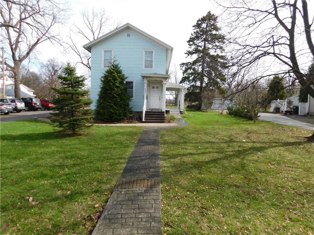 321 N Main Street - Photo 0