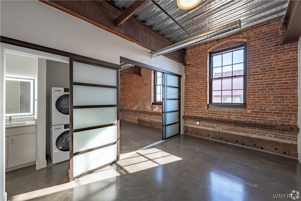 356 Hertel Ave - Photo 2