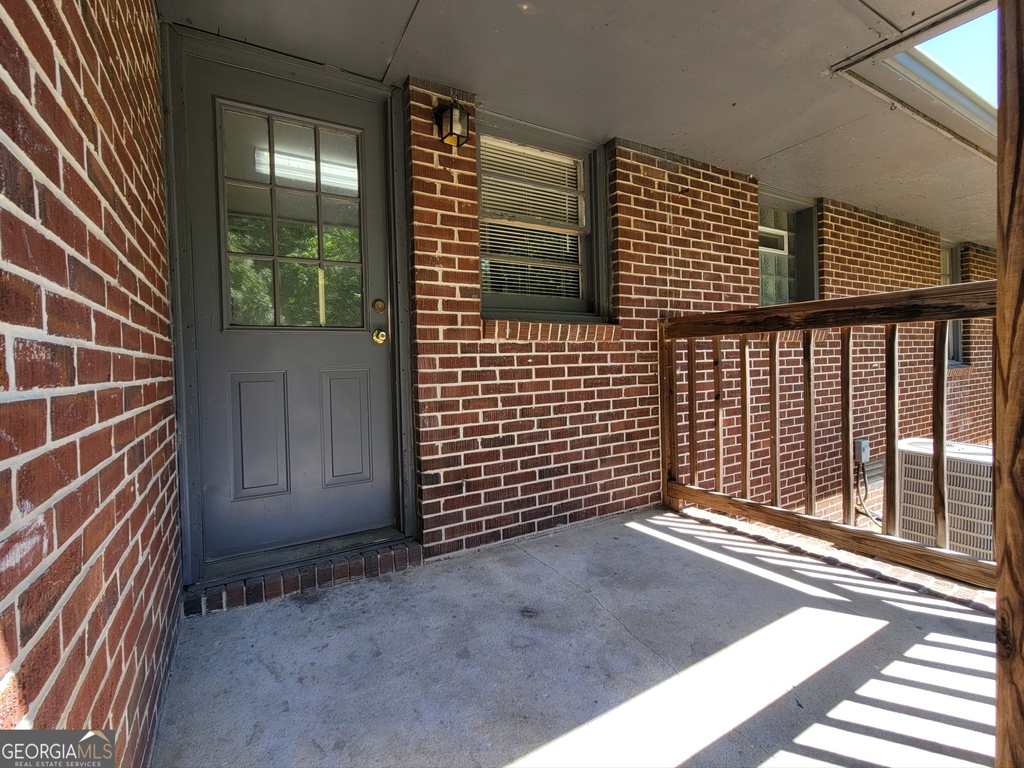 268 Elks Street - Photo 8