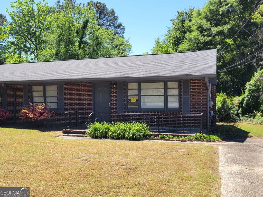 268 Elks Street - Photo 0