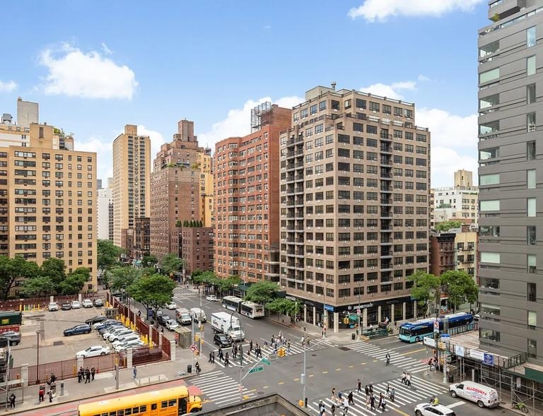 110 Third Avenue - Photo 5