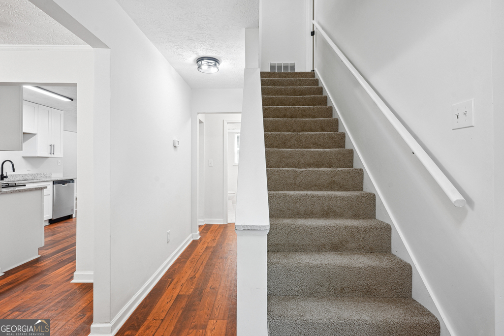 3688 Burnley Court - Photo 3
