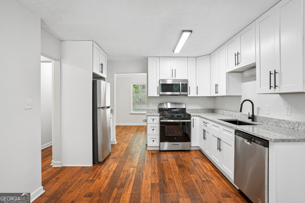 3688 Burnley Court - Photo 9
