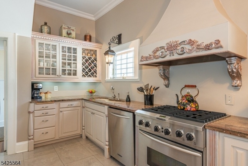 37 Colles Ave - Photo 9