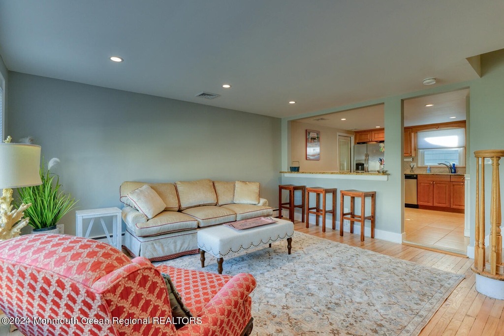 105 St Louis Avenue - Photo 5