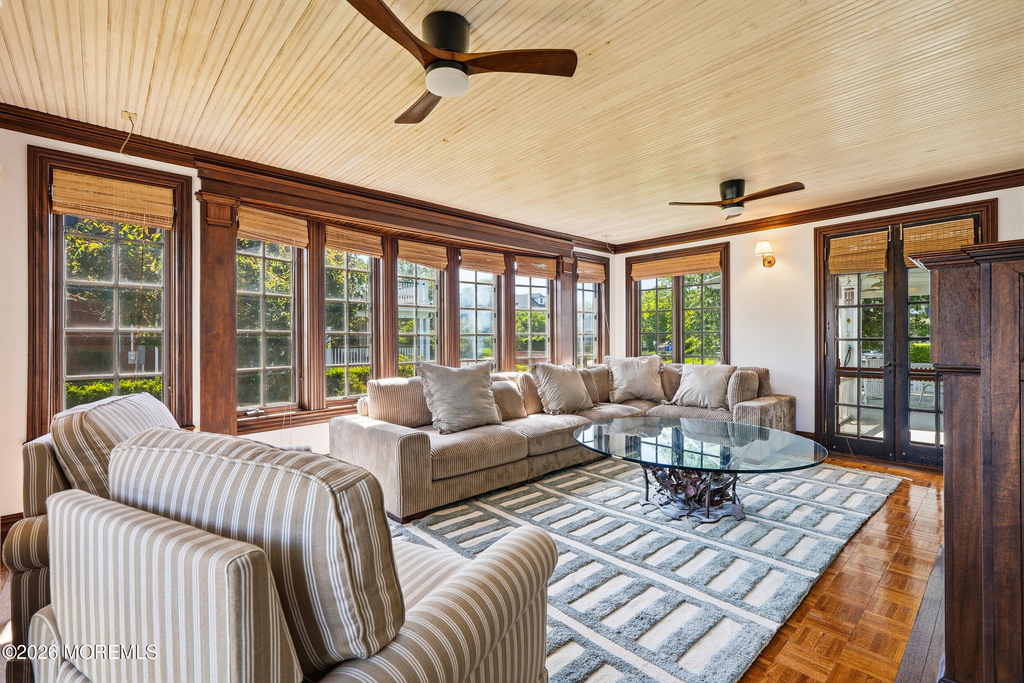 211 Cedar Avenue - Photo 11