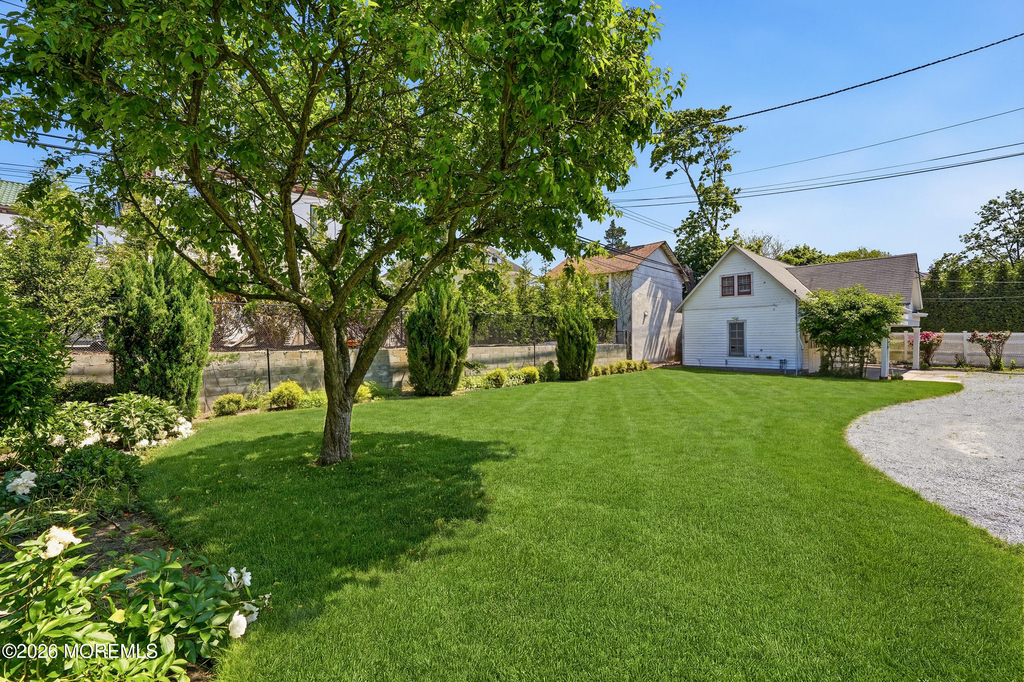 211 Cedar Avenue - Photo 41