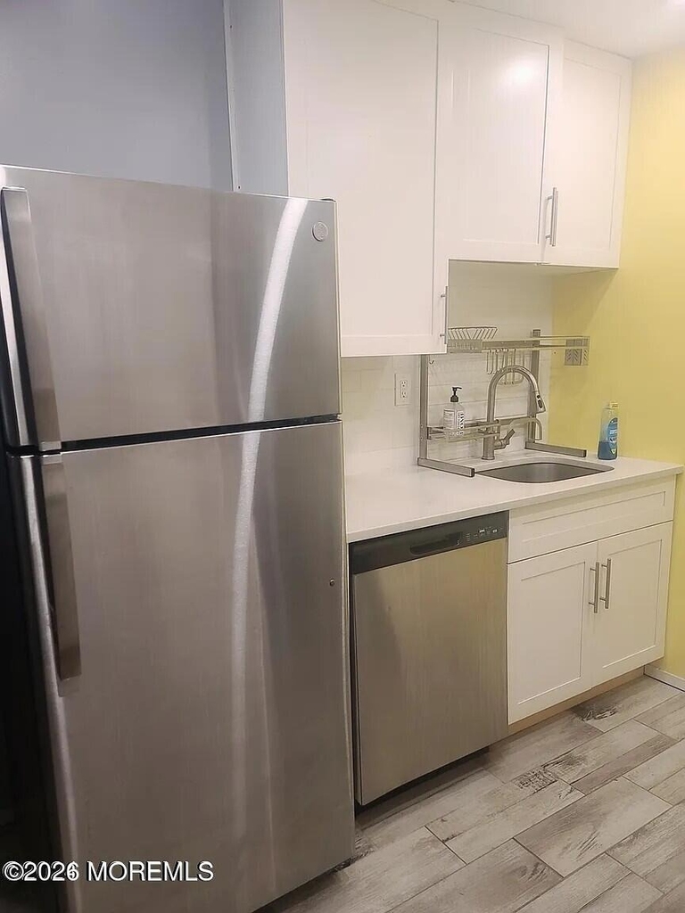 219 Buckingham Court - Photo 7