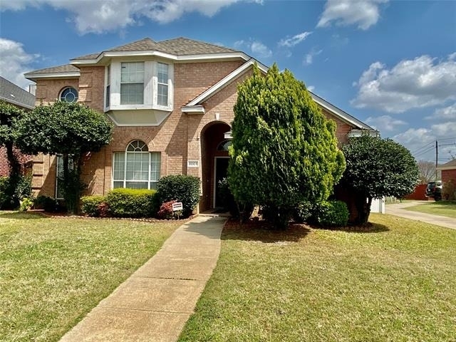 8004 Case Drive - Photo 0