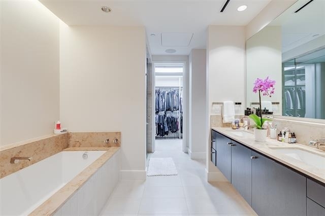 2408 Victory Park Lane - Photo 17