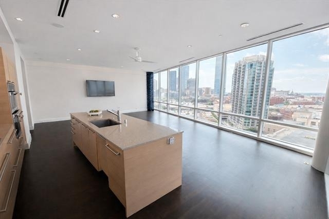 2408 Victory Park Lane - Photo 9