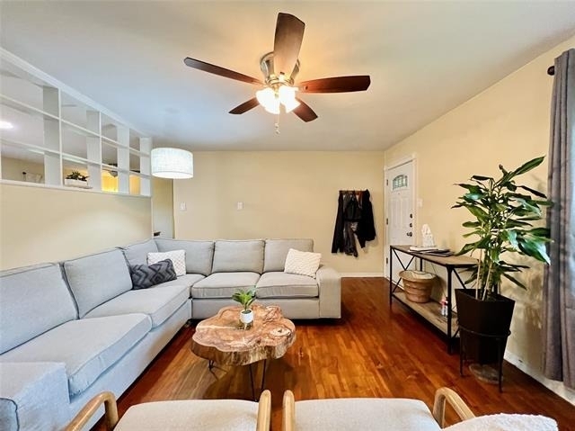 310 W 15th Street - Photo 5