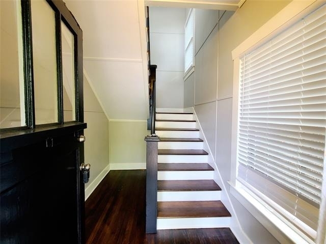 5734 Worth Street - Photo 2