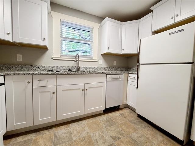 5734 Worth Street - Photo 12