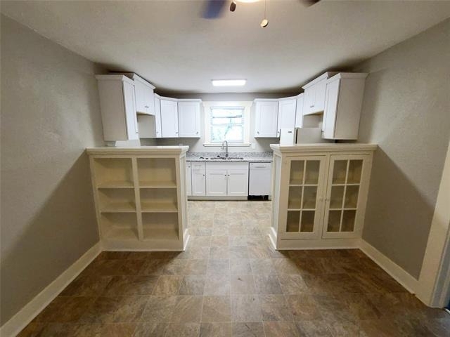 5734 Worth Street - Photo 11