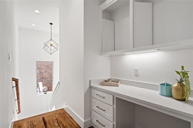 907 Saint George Place - Photo 18