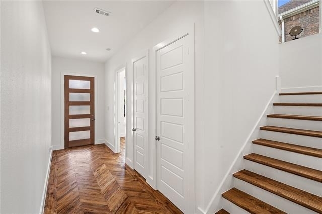 907 Saint George Place - Photo 4