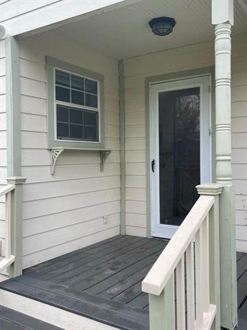 389 W Sloan Street - Photo 1