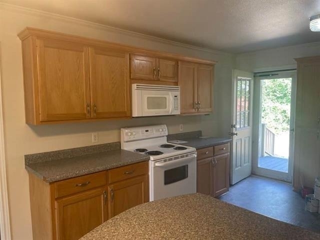 389 W Sloan Street - Photo 4
