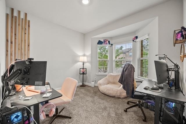1009 Croxley Way - Photo 4