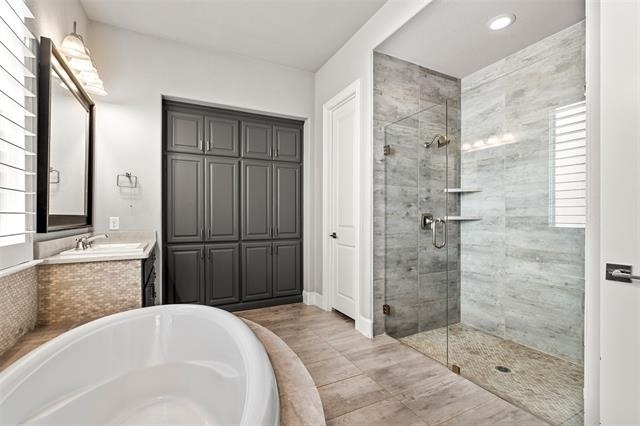 7600 Glenwick - Photo 22