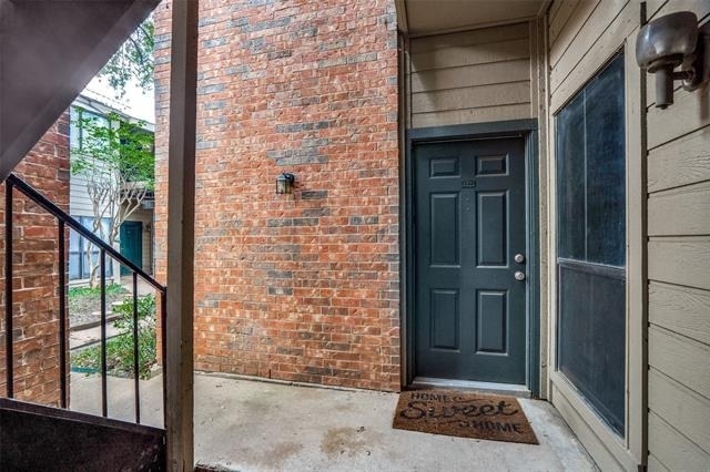 9254 Forest Lane - Photo 3