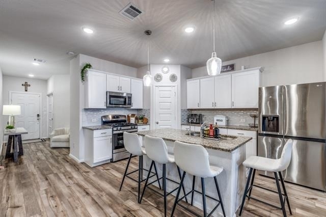 433 Waterman Avenue - Photo 14