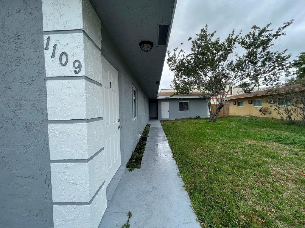 1109 Nw 6th Avenue - Photo 1
