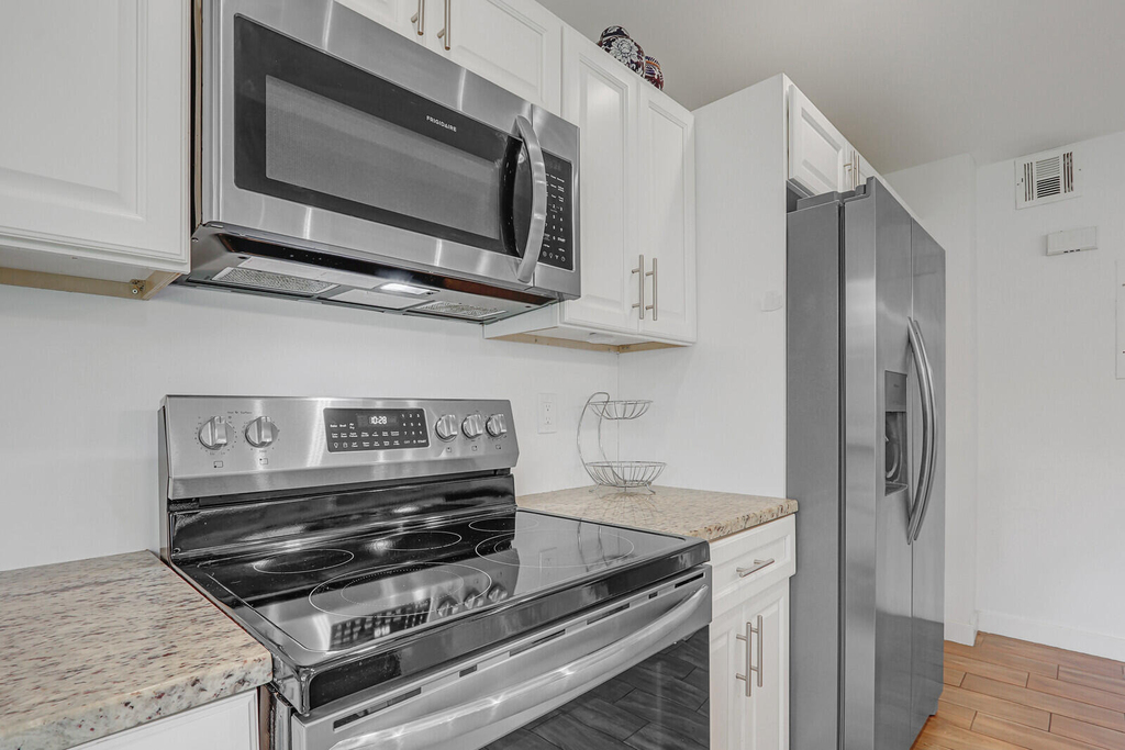 632 Brackenwood Cove - Photo 9