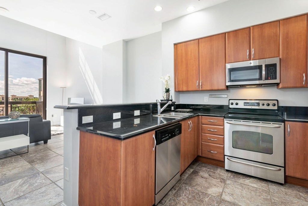 801 S Olive Avenue - Photo 6