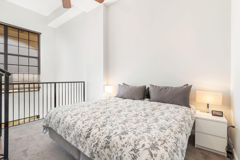 801 S Olive Avenue - Photo 9