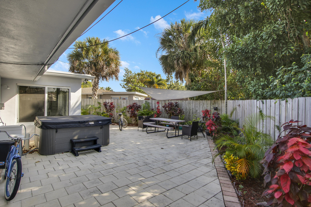 466 Tequesta Drive - Photo 18