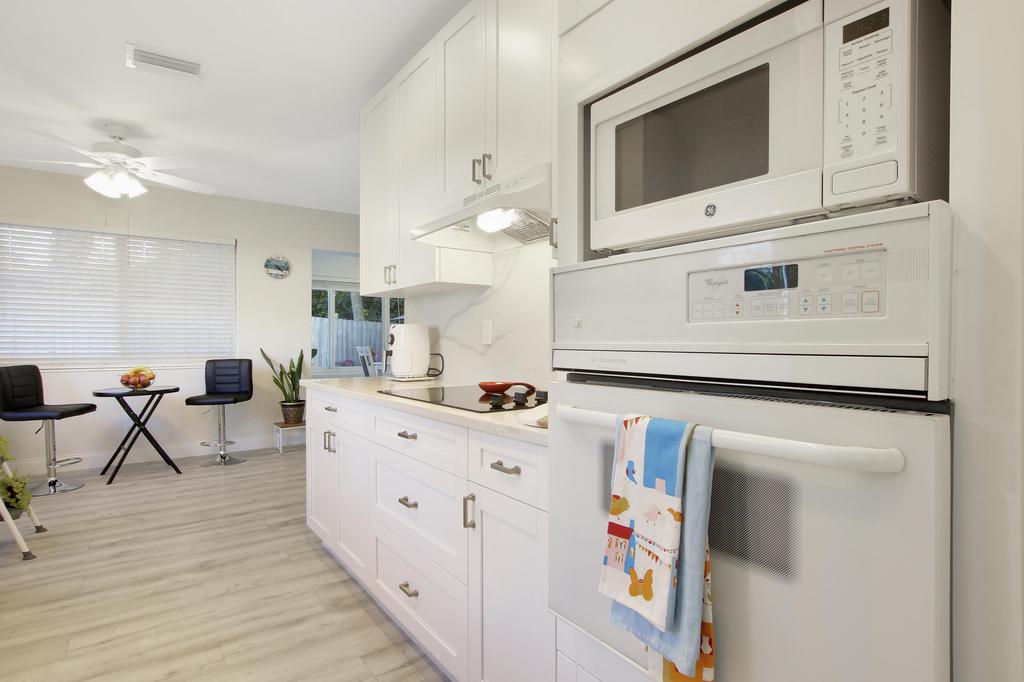 466 Tequesta Drive - Photo 5