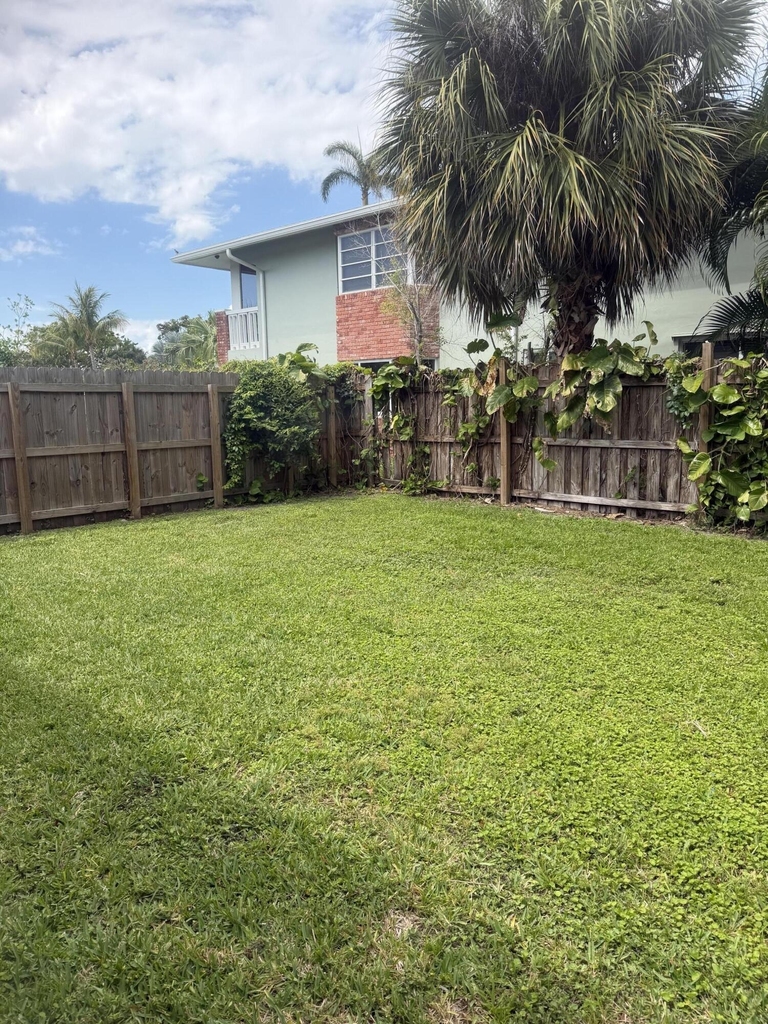 1151 Ne 26th Avenue - Photo 18