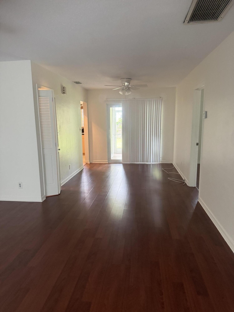 1151 Ne 26th Avenue - Photo 8