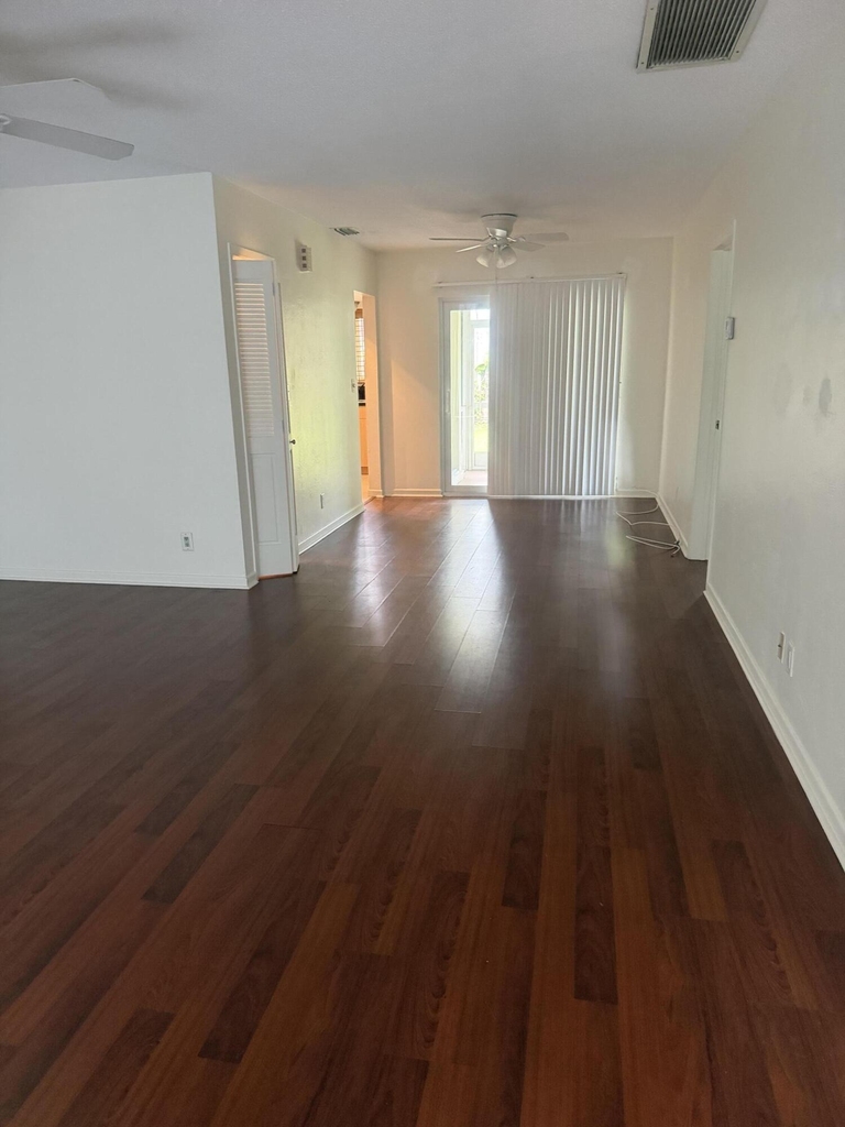 1151 Ne 26th Avenue - Photo 3