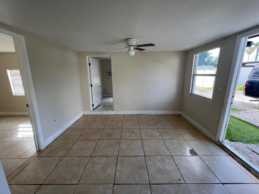 8269 Nw 1st Place - Photo 8