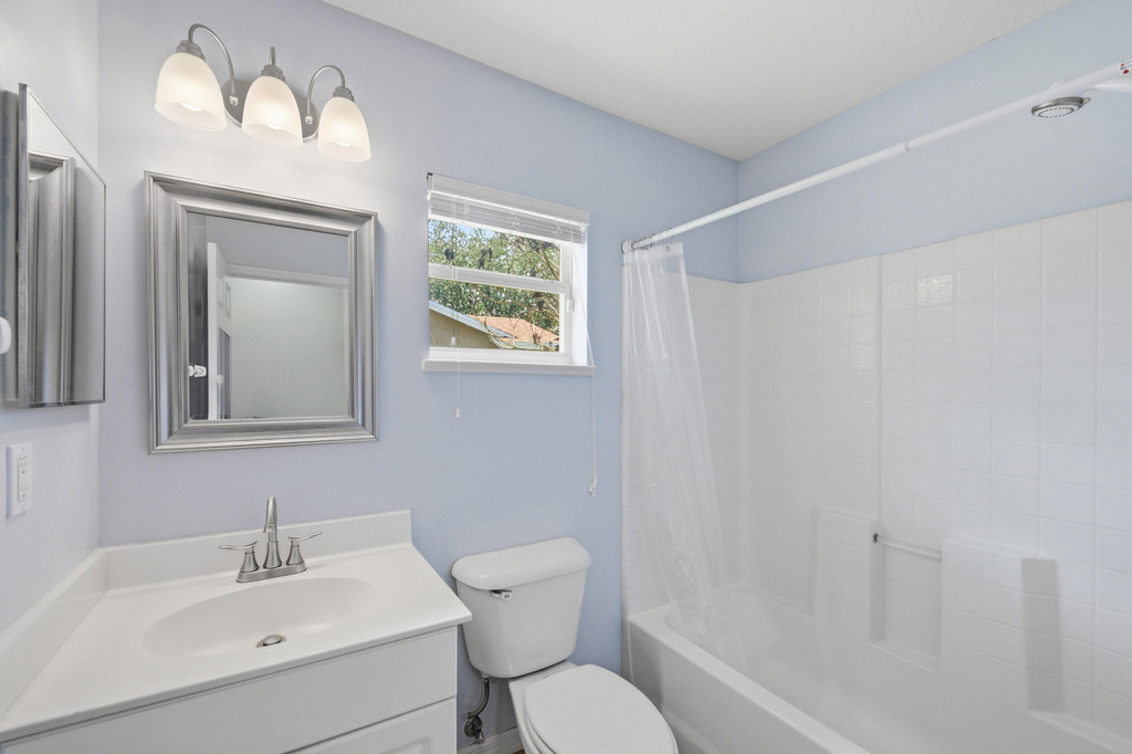 1707 Se Manth Lane - Photo 2