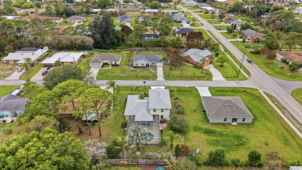 1707 Se Manth Lane - Photo 30